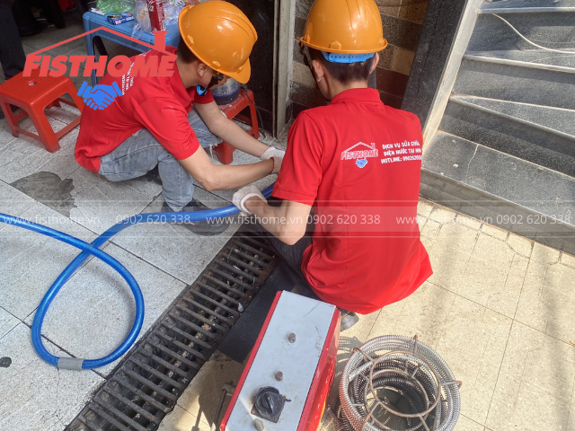 Dịch vụ sửa chữa đường ống nước tại khu chung cư